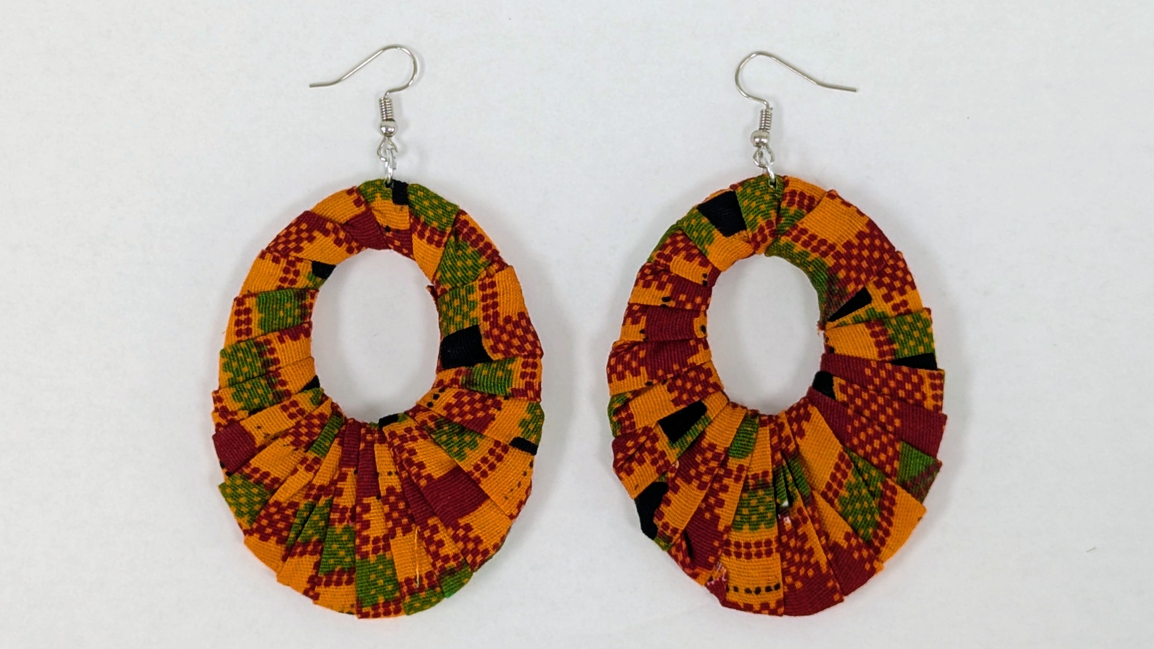 Kente Oblong-shaped pair of earrings dupsies